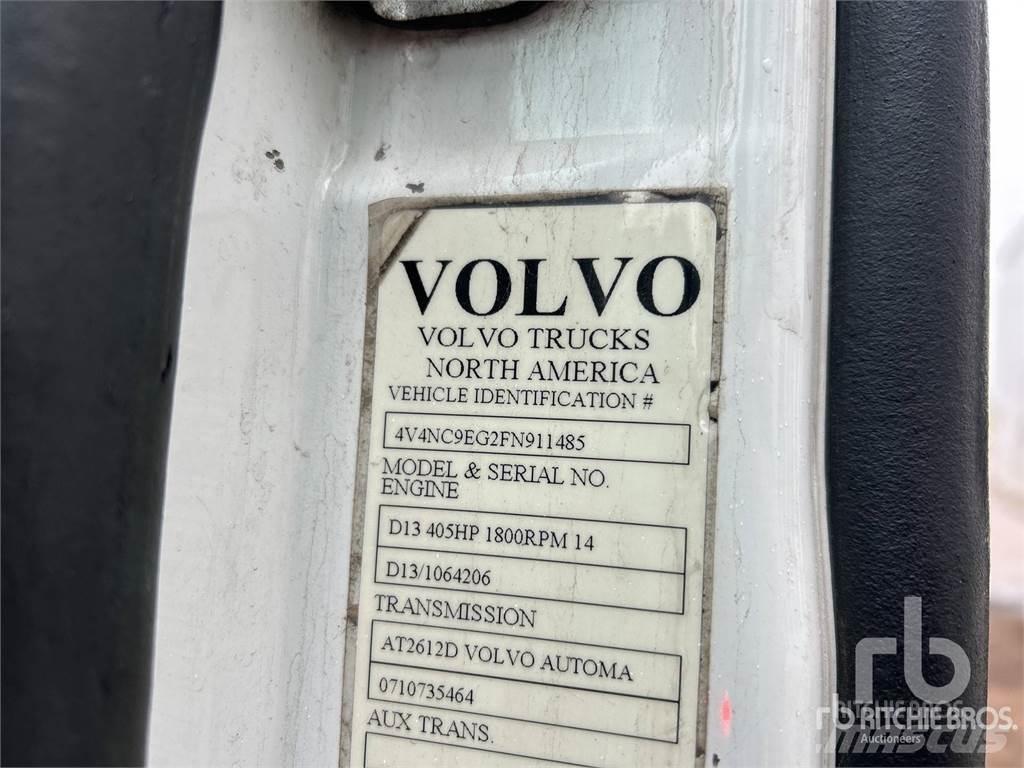 Volvo VNL64 牵引车