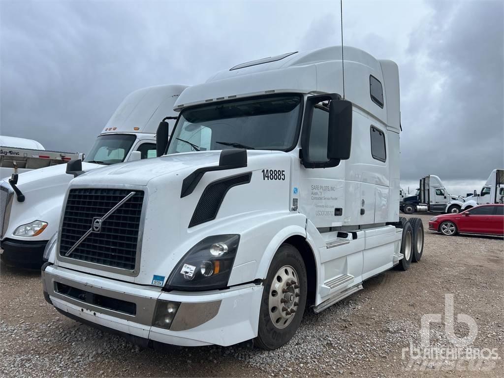 Volvo VNL670 牵引车