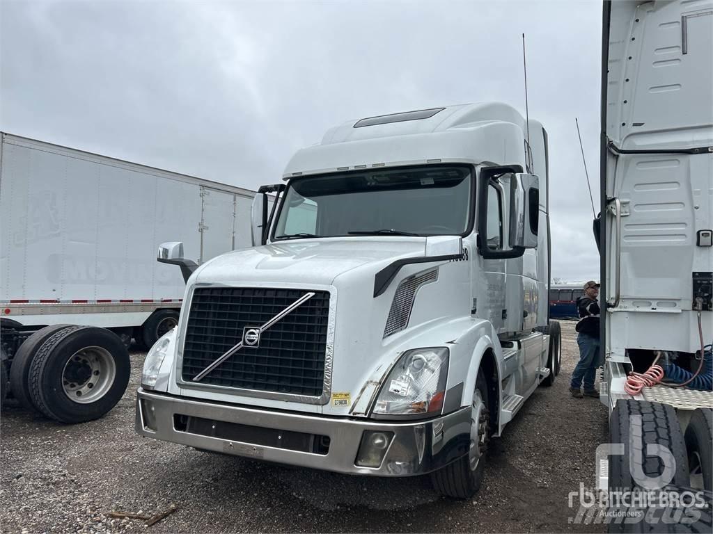 Volvo VNL670 牵引车