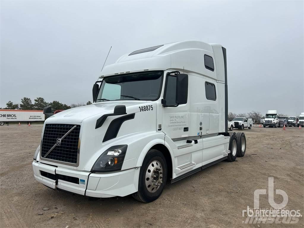 Volvo VNL670 牵引车