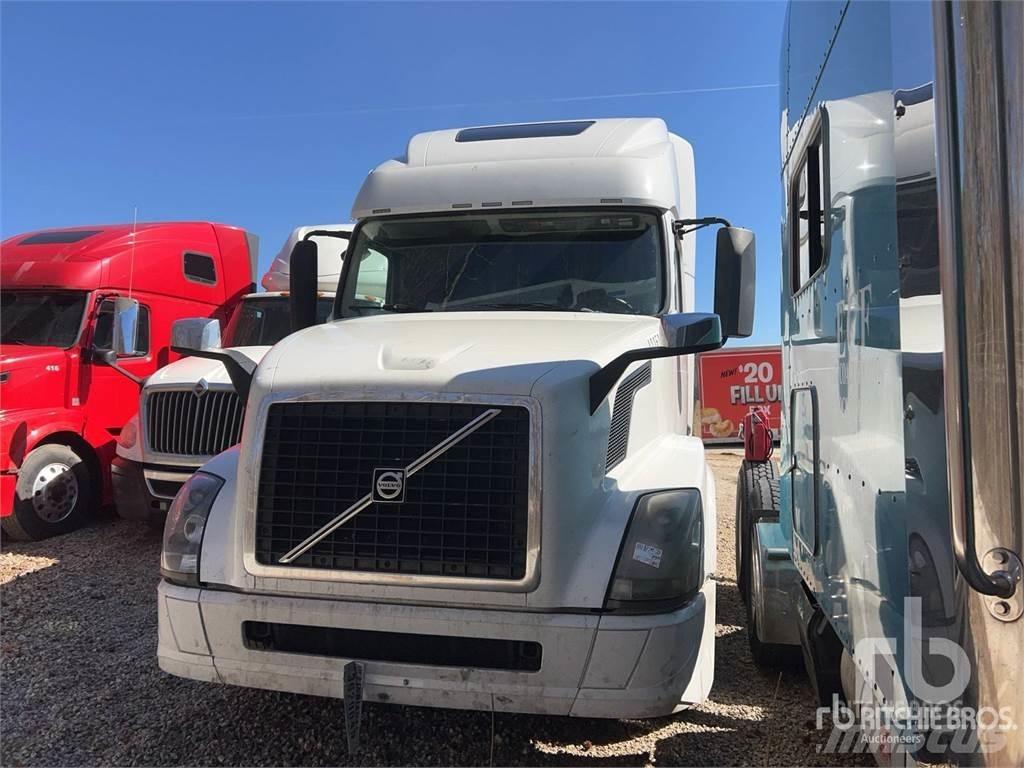 Volvo VNL670 牵引车