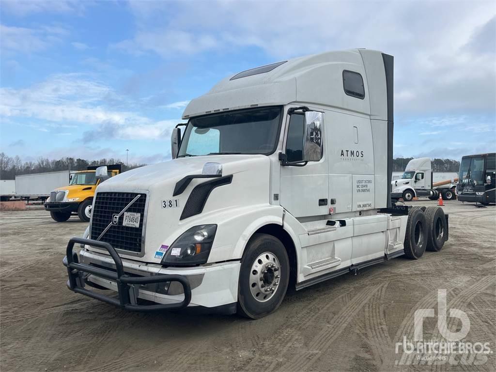 Volvo VNL670 牵引车