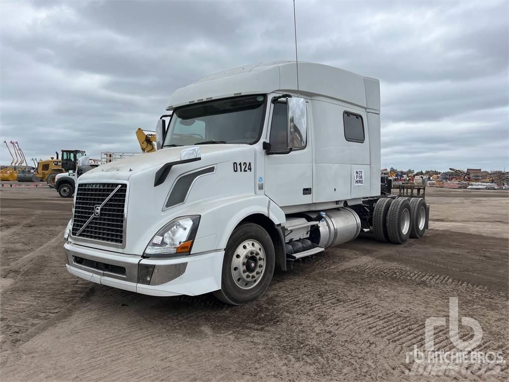 Volvo VNL730 牵引车