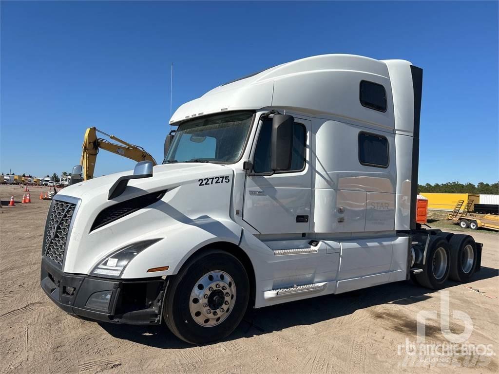 Volvo VNL860 牵引车