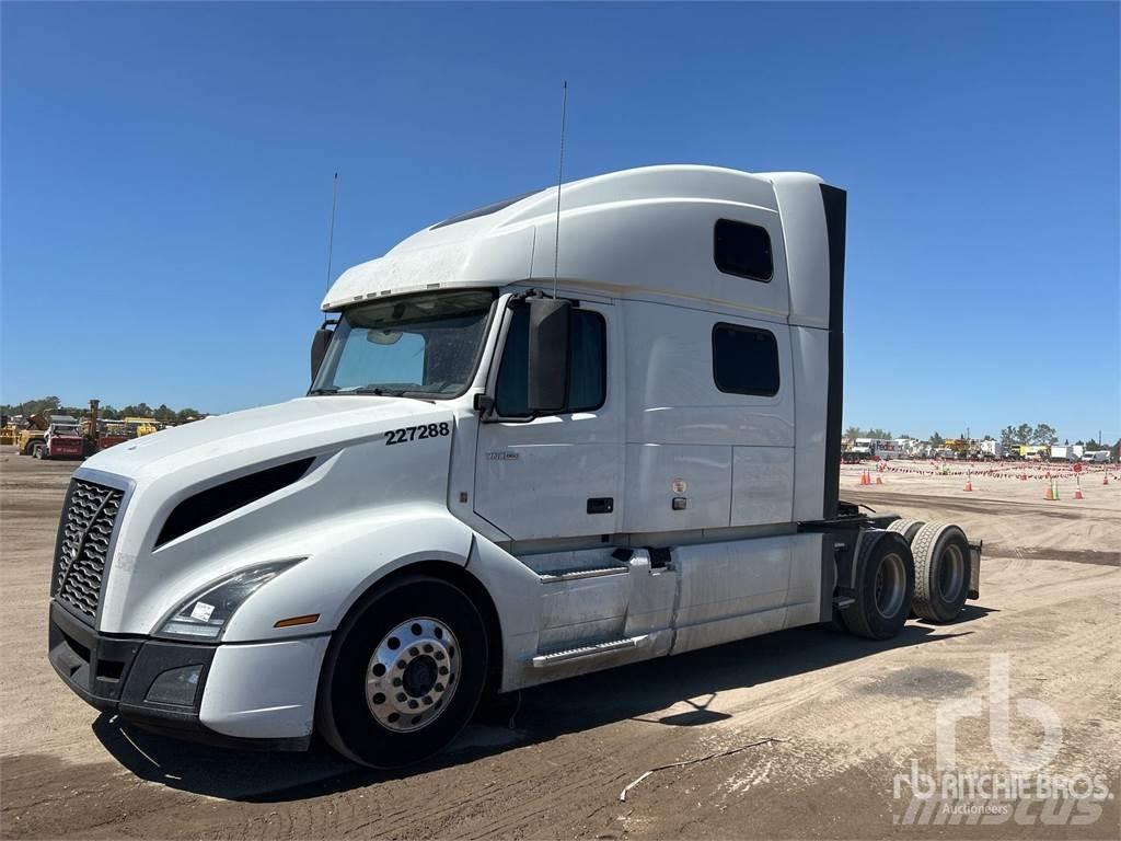 Volvo VNL860 牵引车