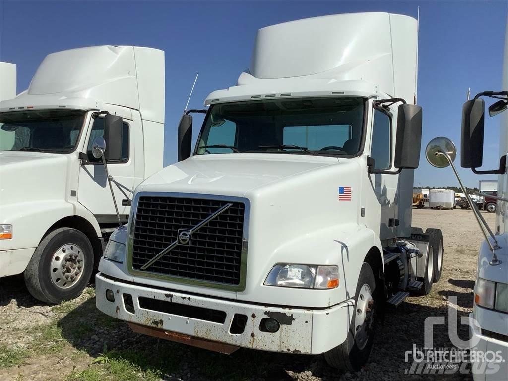 Volvo VNM 牵引车