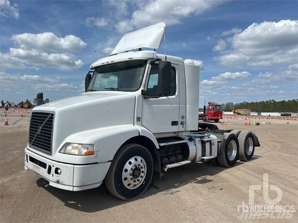 Volvo VNM200 牵引车