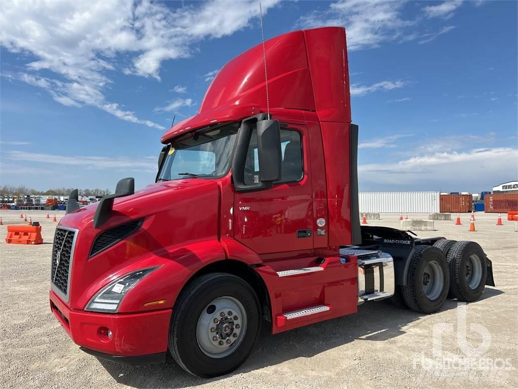 Volvo VNR 牵引车