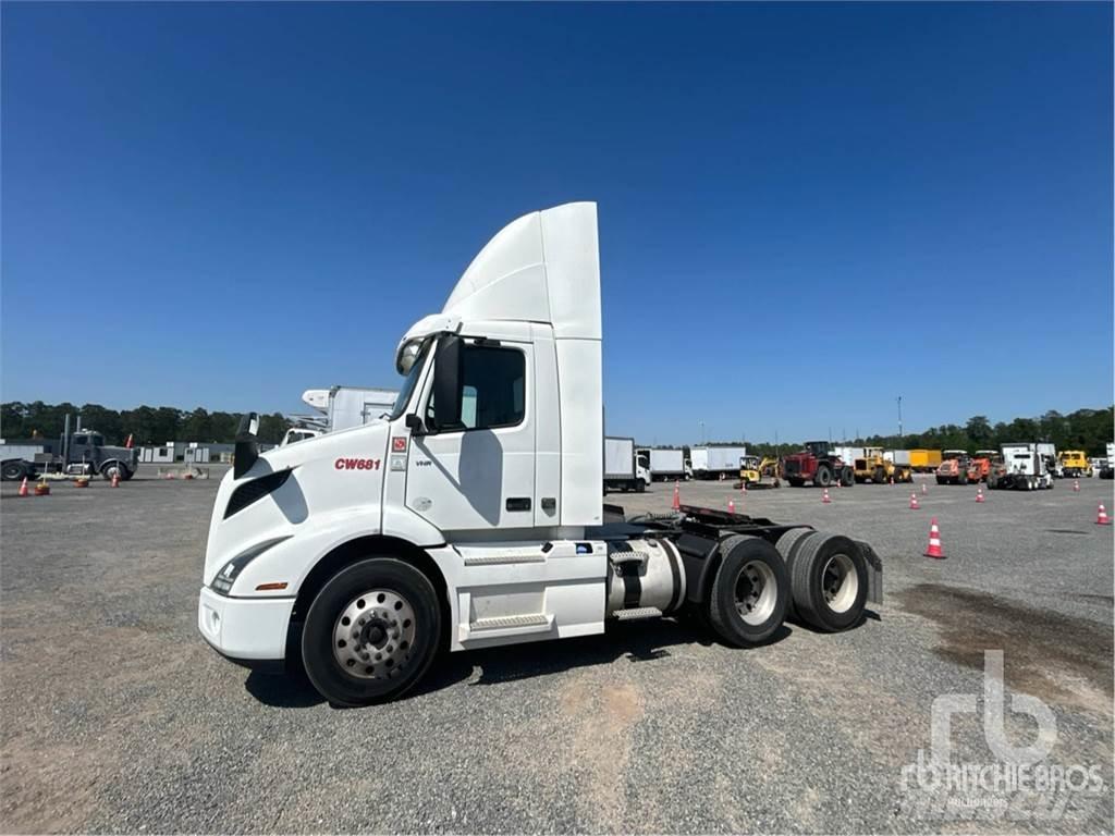 Volvo VNR300 牵引车