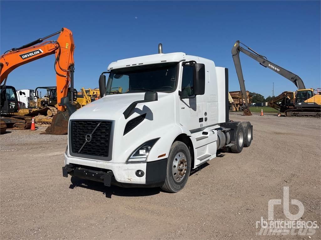 Volvo VNR400 牵引车