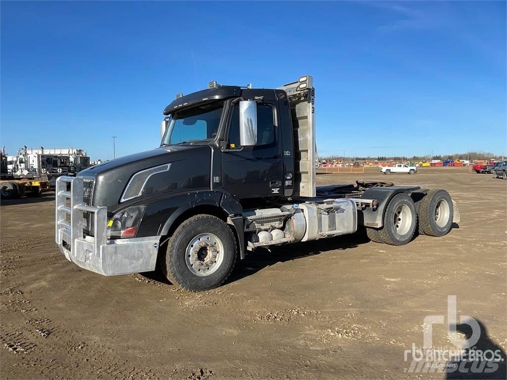 Volvo VNX 牵引车