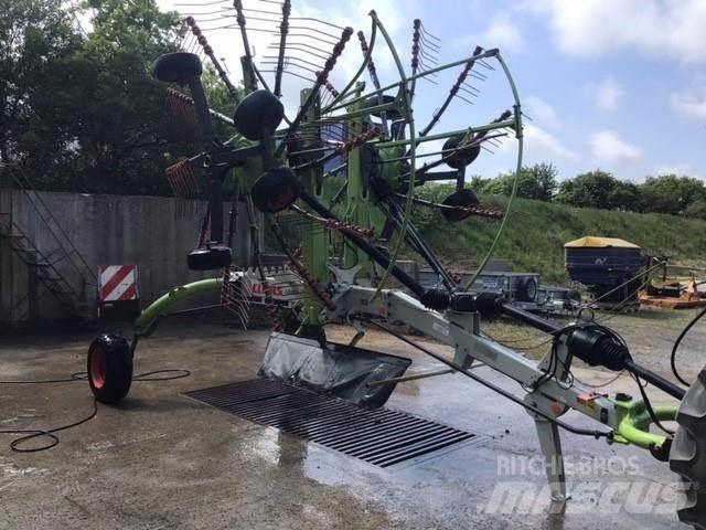 CLAAS 2700L 犁耙和摊草机