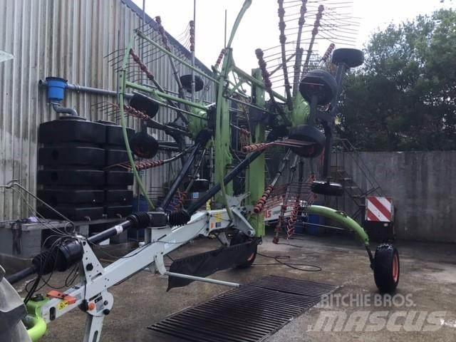 CLAAS 2700L 犁耙和摊草机