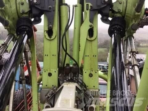 CLAAS 2800L 犁耙和摊草机