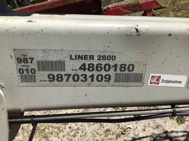 CLAAS 2800L 犁耙和摊草机