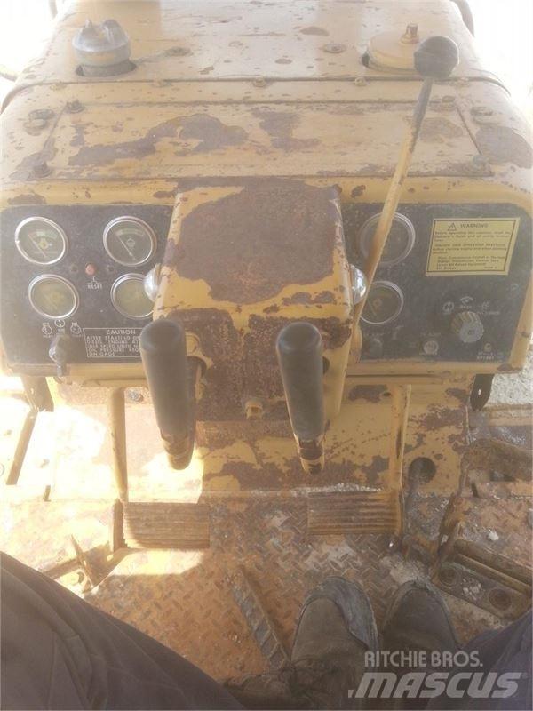 CAT D6D LGP 履带式推土机
