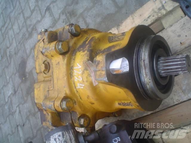 Komatsu 81D-021 7YY24 发动机