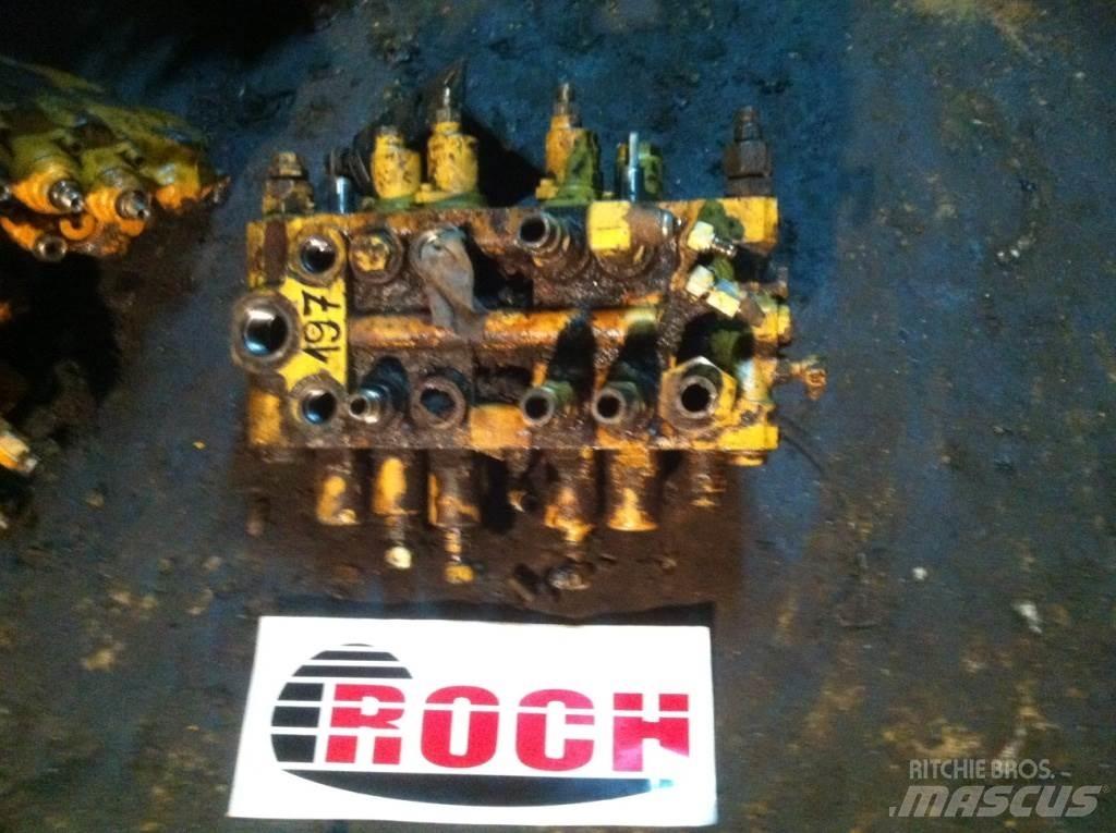Komatsu BRAK OZNACZEŃ 液压