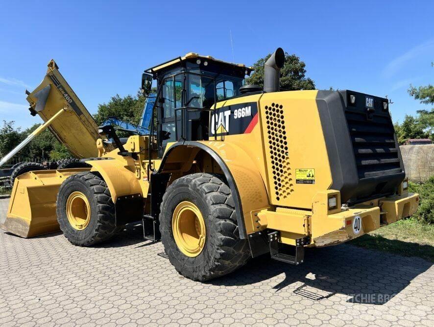 CAT 966M 轮式装载机
