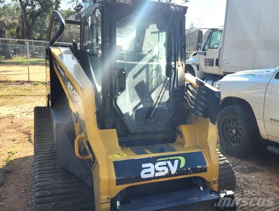 ASV RT135F 滑移装载机