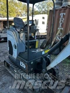 Bobcat E20 中型挖掘机