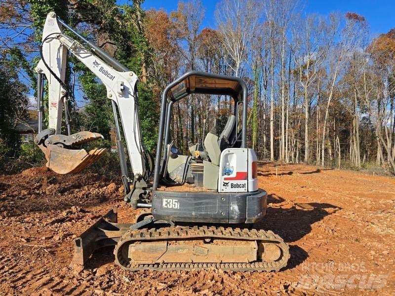 Bobcat E35I 小型挖掘机