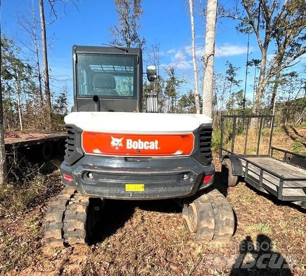 Bobcat E88 R2 中型挖掘机
