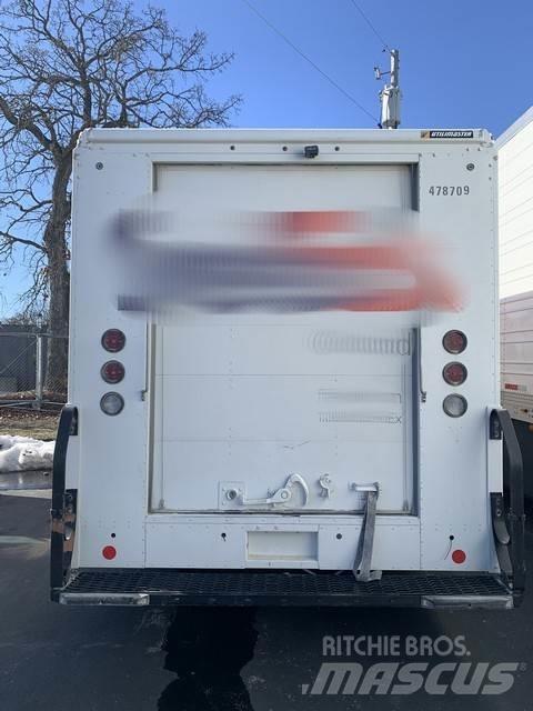 Ford E350 厢式货车