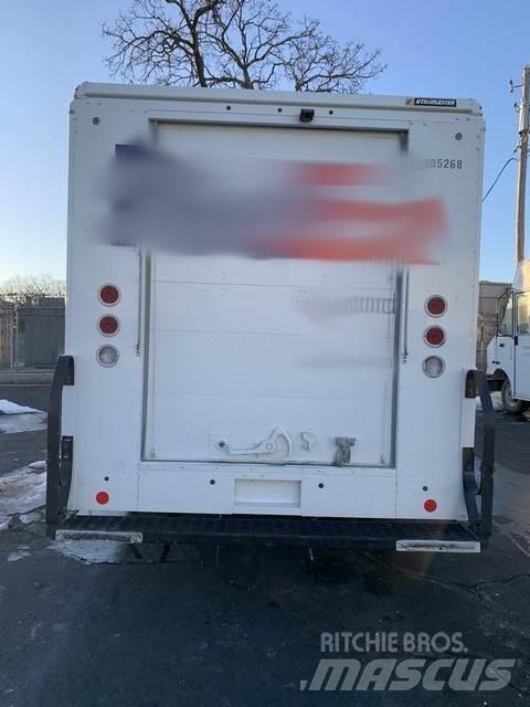 Ford E350 厢式货车