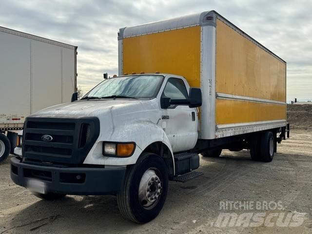 Ford F750 厢式货车
