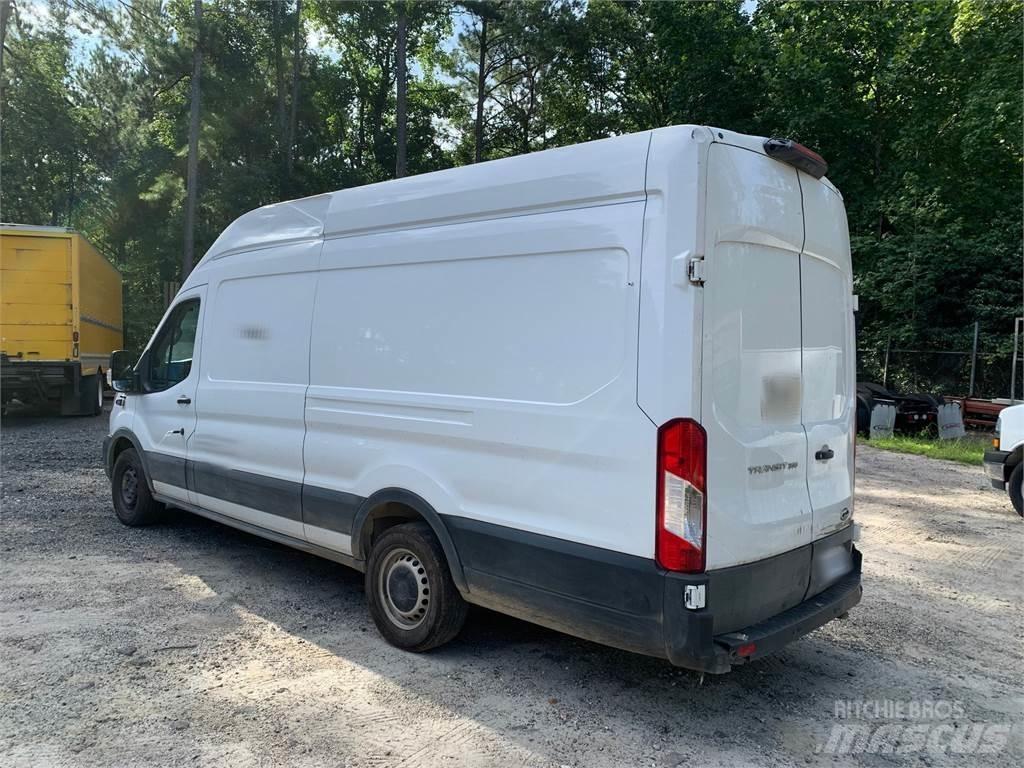Ford Transit 350 商务面包车