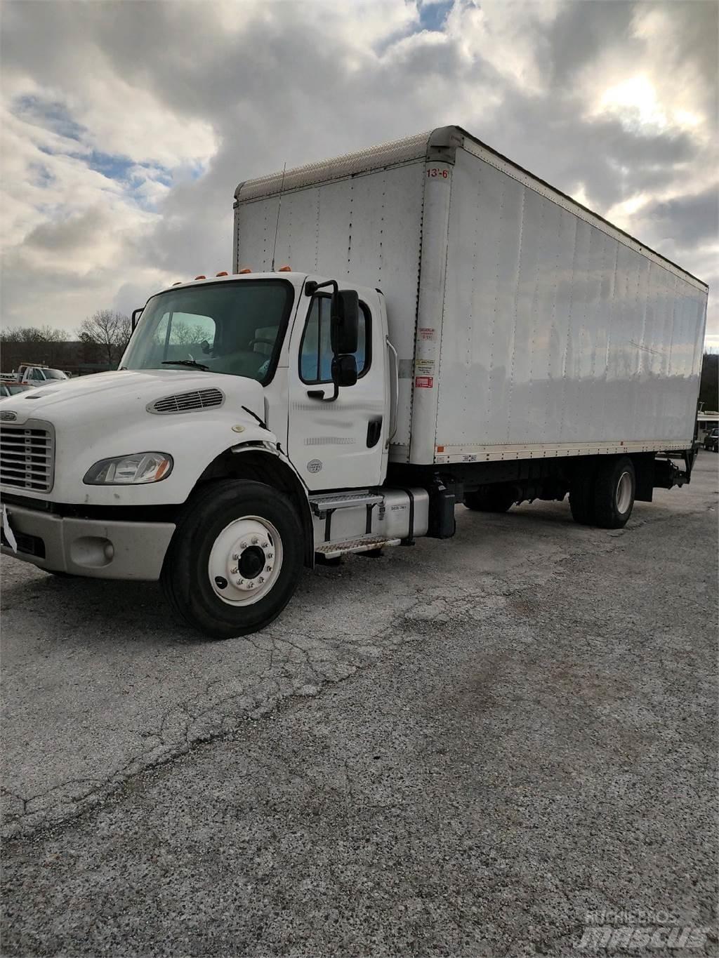 Freightliner M2 厢式货车