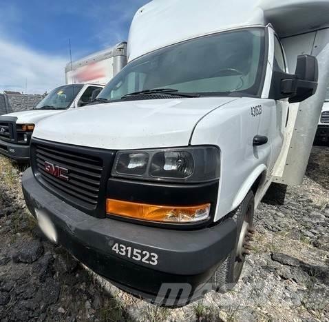 GMC Savana 4500 厢式货车