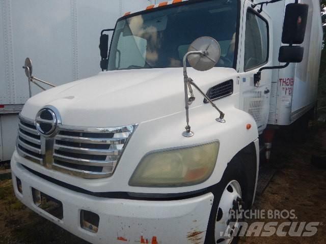 Hino 258 厢式货车