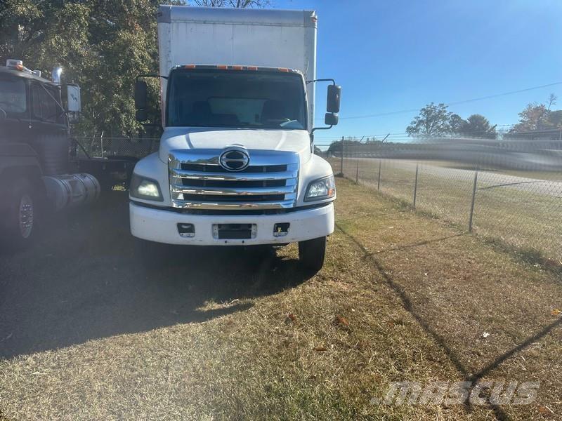 Hino 258LP 厢式货车