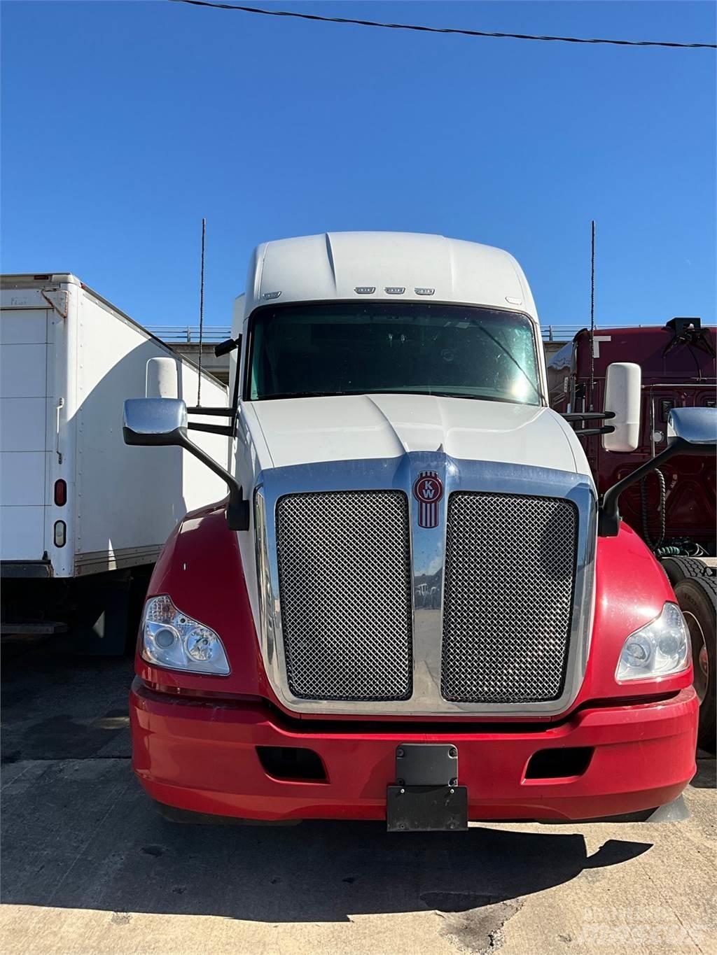 Kenworth T680 牵引车