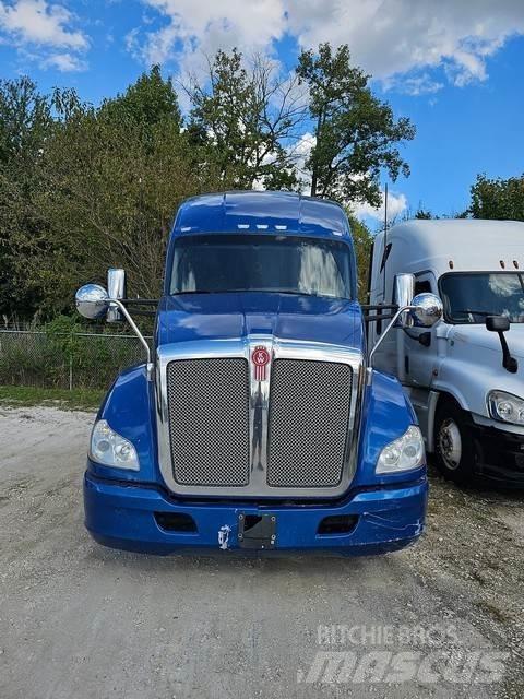 Kenworth T680 牵引车