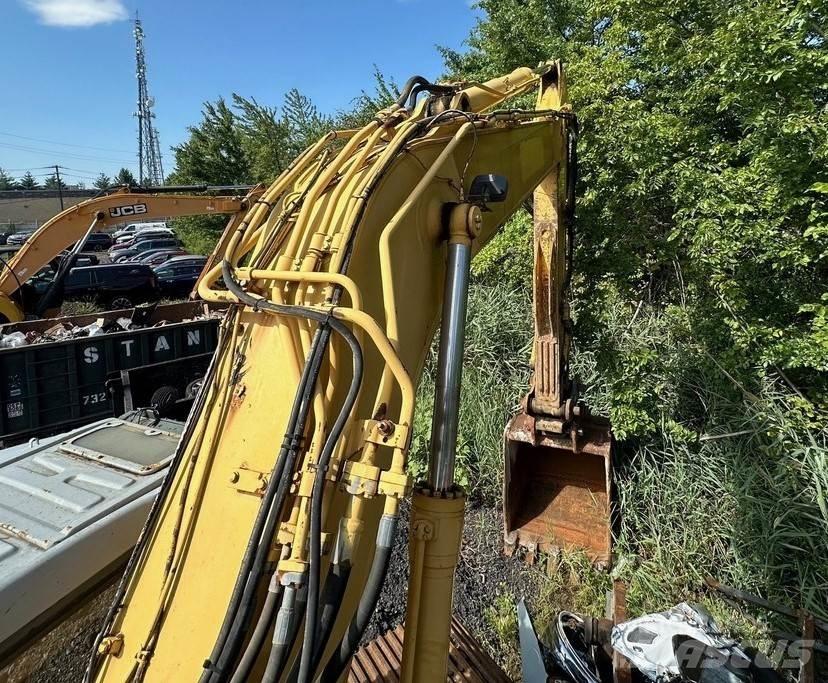 Komatsu PC308US 履带挖掘机