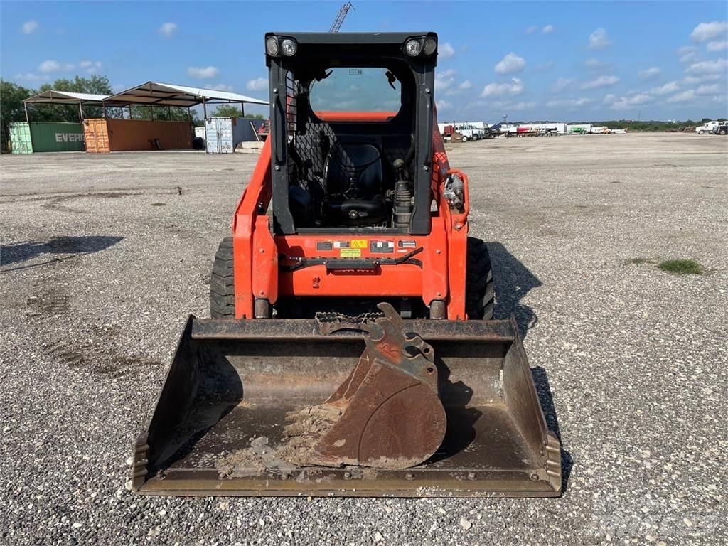 Kubota SSV75 滑移装载机