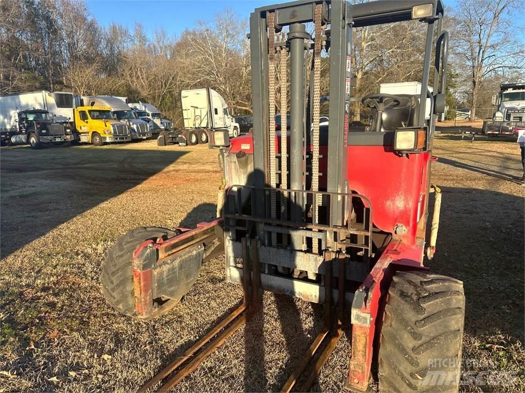 Moffett M55 四轮前移式叉车