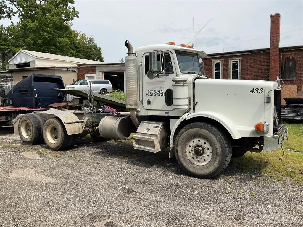 Peterbilt 357 牵引车