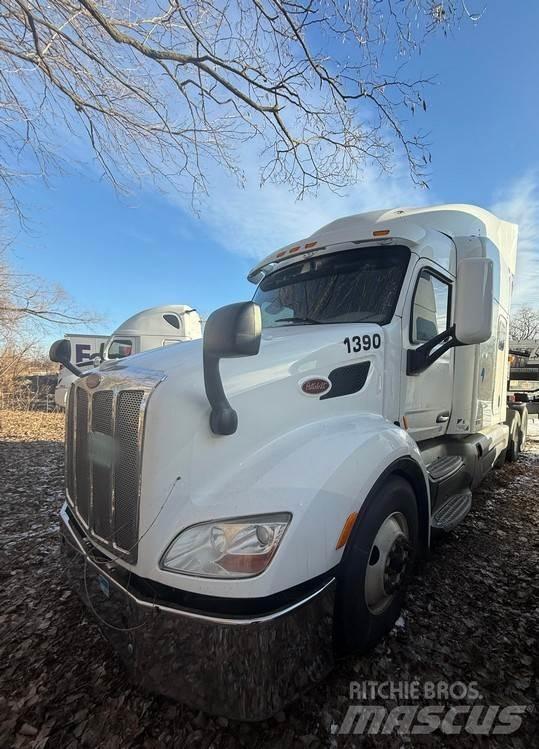 Peterbilt 579 牵引车