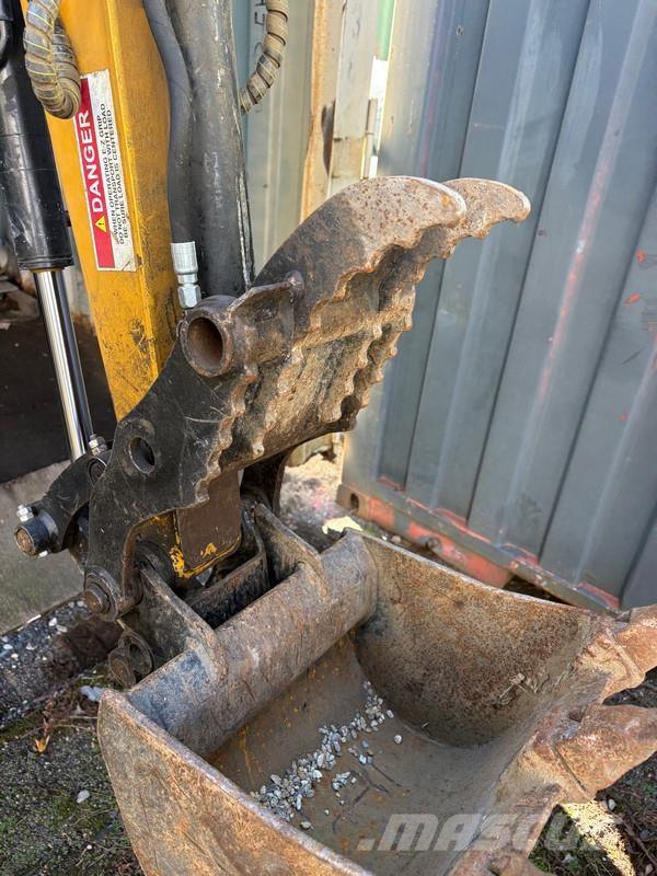 Sany SY16C 小型挖掘机