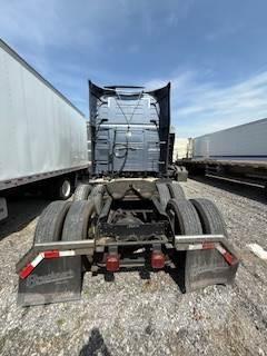 Volvo T760 牵引车