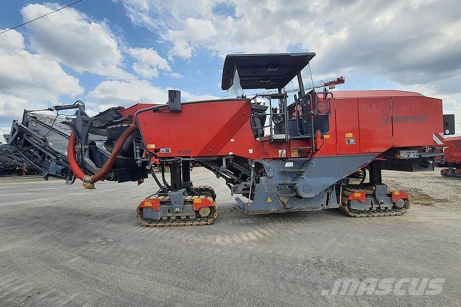 Wirtgen W 220 沥青路面铣刨机|铣刨机