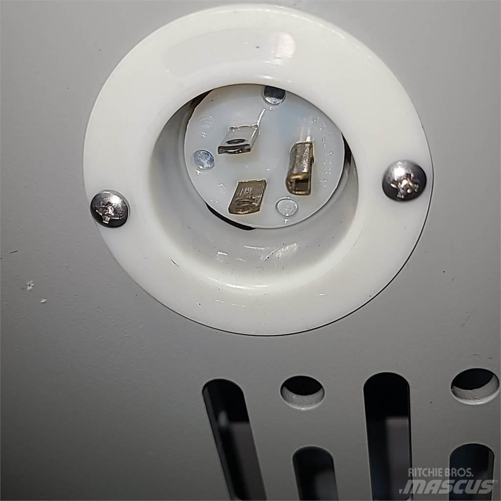 Raymond 8210 手动码垛机