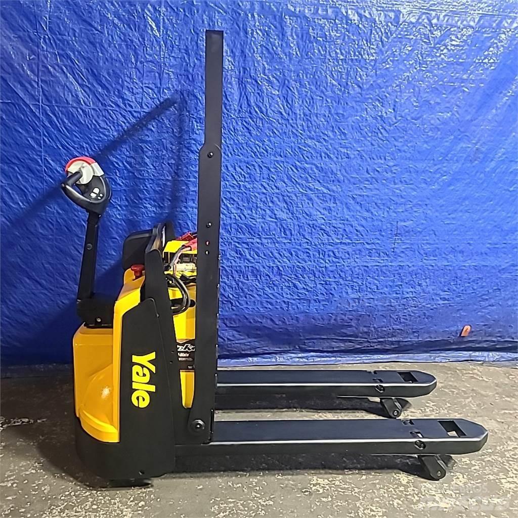 Yale MPB045VG 手动码垛机