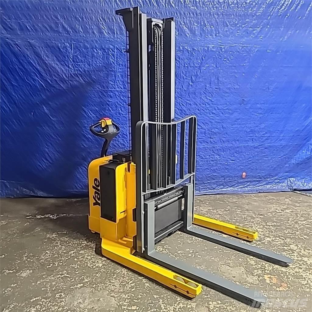 Yale MSW040 行走式堆垛机