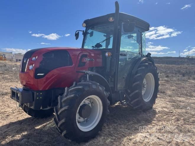 Valtra F105S 拖拉机/农用车