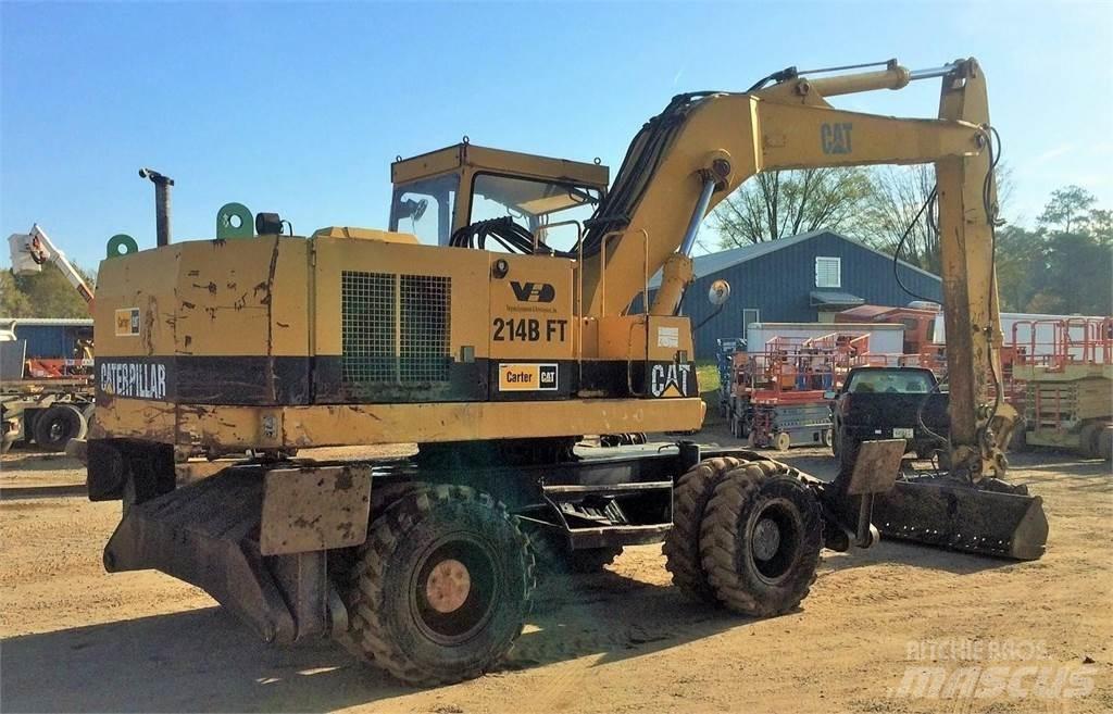 CAT 214B FT 轮式挖掘机